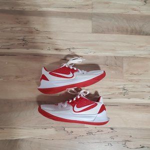 Nike Kyra basketball shoes